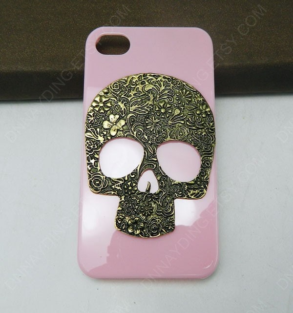 Retro Punk Style Skull iPhone 5 case iPhone 4 case iPhone 4s case pink Skull iPhone cove