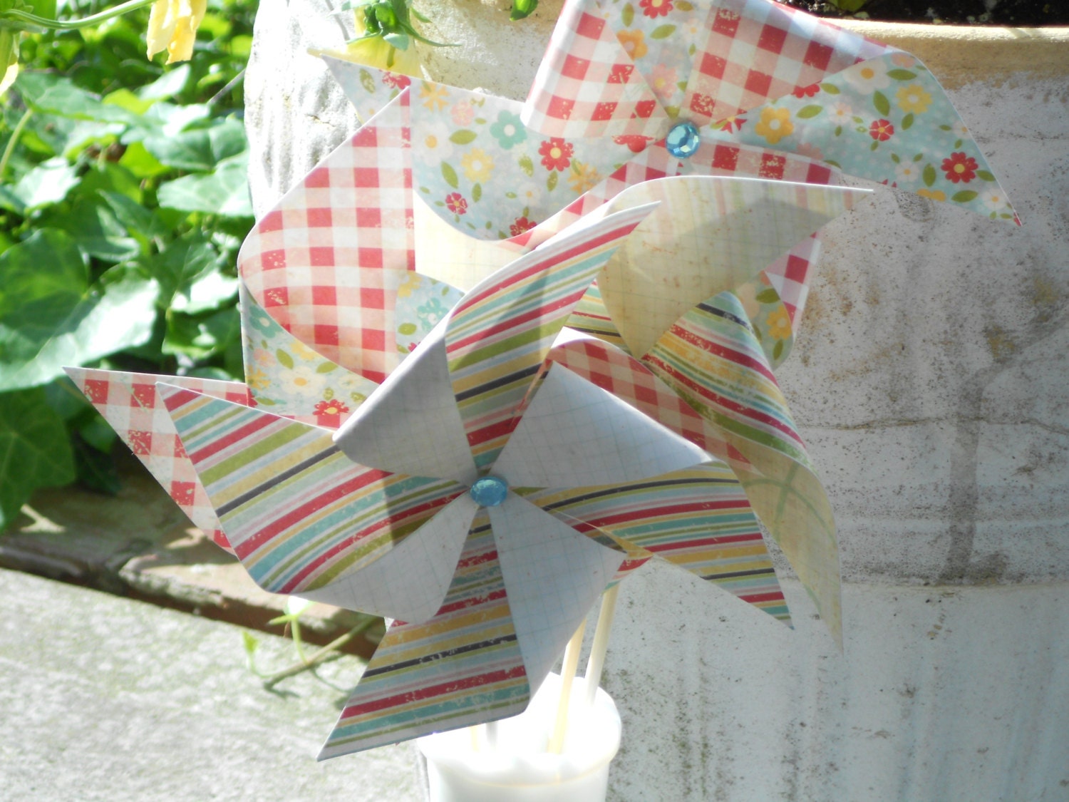 Paper Pinwheels Set of 8 Vintage Floral/Gingham/Stripe Summer Wedding Garden Party Backyard BBQ