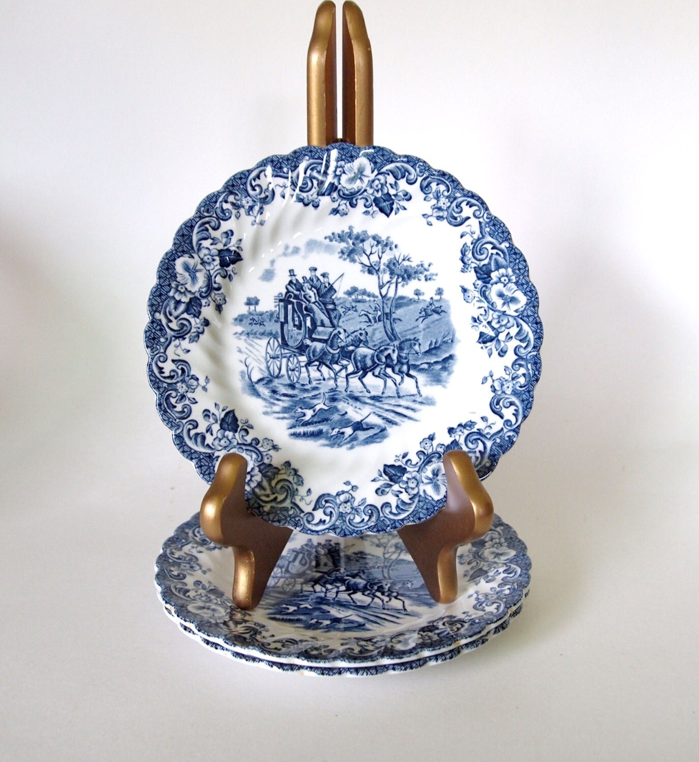 Vintage Johnson Bros Coaching Scenes Hunting Country Ironstone Small Plates - Set of 3 - England