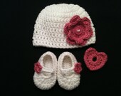 Springtime White Pink Set- Interchangeble Flower and Heart - READY TO SHIP- Baby Photo Prop - Shower Gift - Hand Crochet MaryJanes