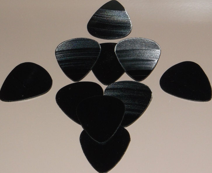 80 Recycled Vinyl Guitar Picks (Handcrafted From Old Vinyl Record Albums) (Unsanded)