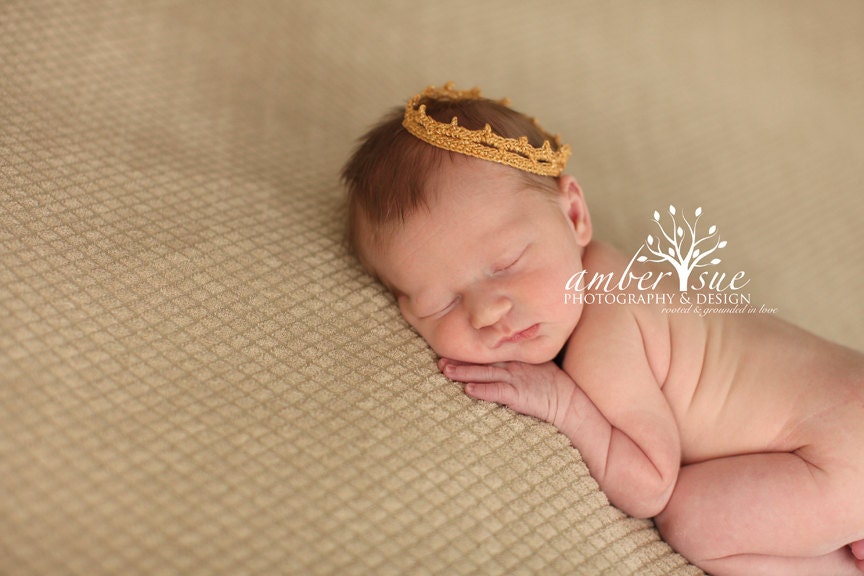 Crocheted  newborn crown/tiara for  boy and girl ,prince and princess,can be made for twins