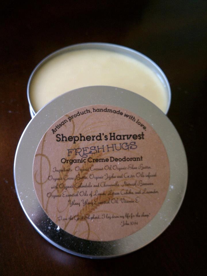 FRESH HUGS Creme Deodorant with Organic oils and probiotics