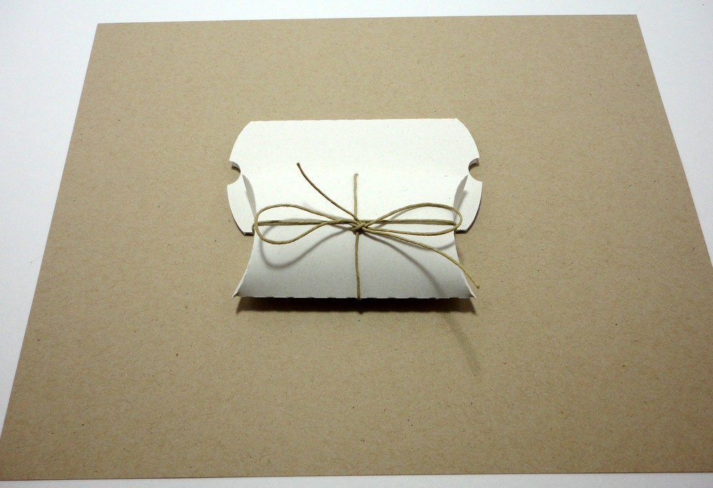 10 Small Recycled Pillow Box - White Il_570xn