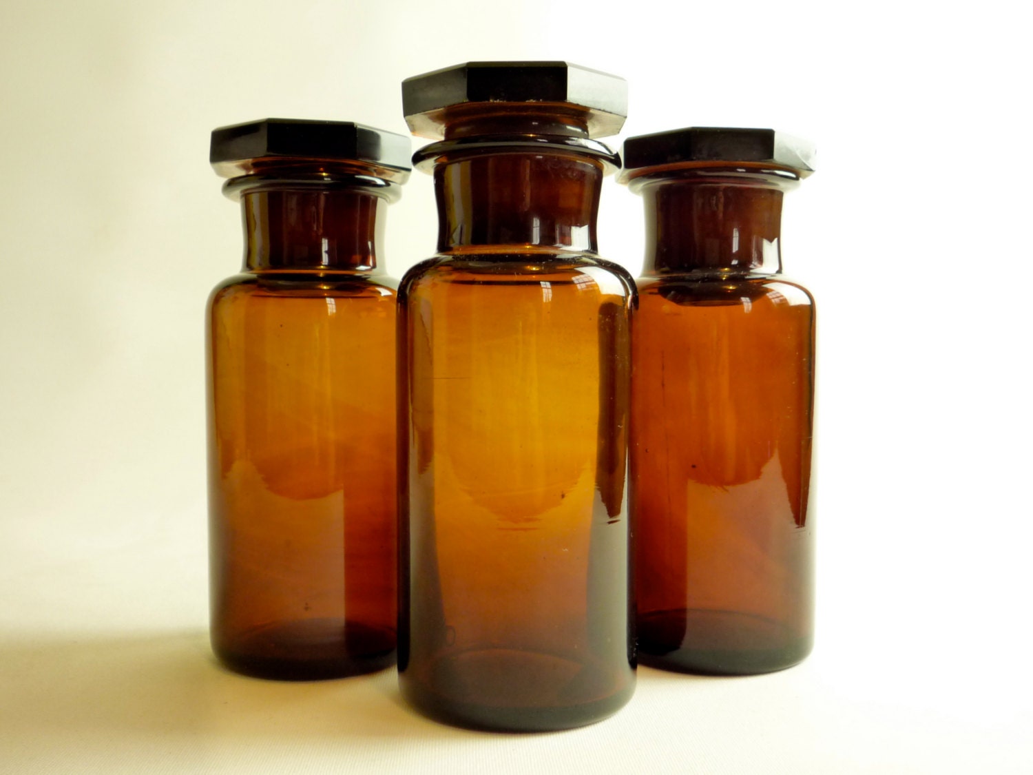 1 Antique Apothecary Pharmacy Bottle Jar - Vintage Amber Glass - CrolAndCo