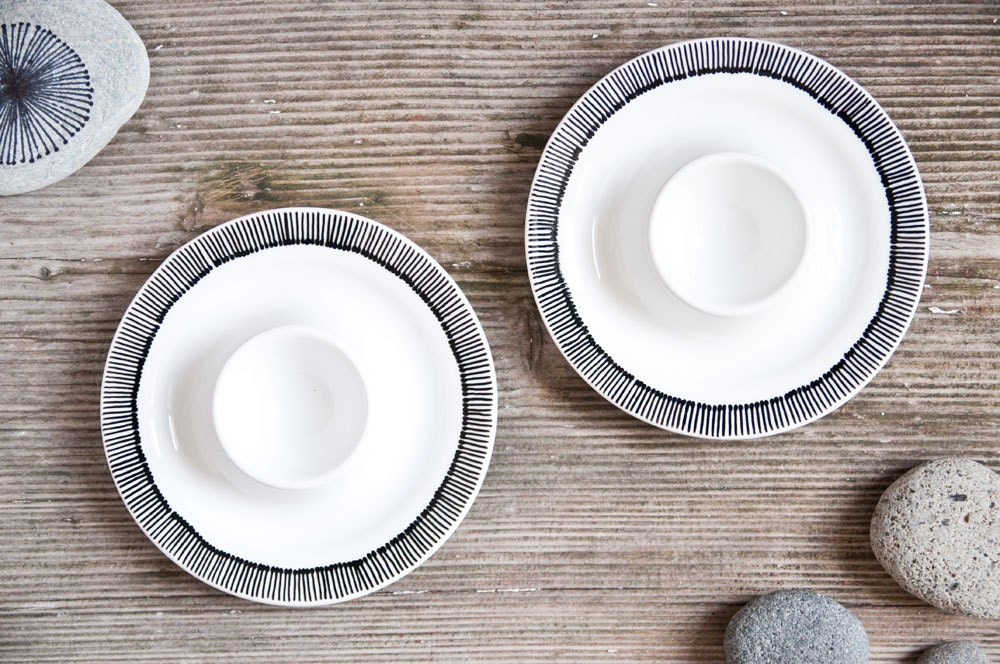 Hand-painted egg cup Set of two "somewhat angular", black and white