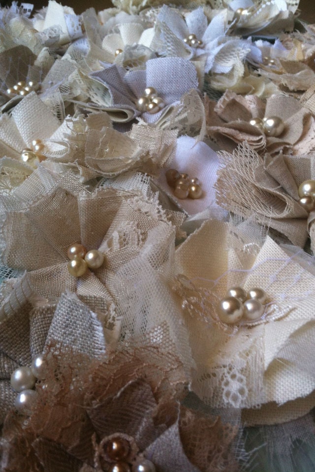 Set of 100 Wholesale Flowers, Linen and Lace Fabric Flowers, Floral Appliqués, Rustic Wedding, Vintage Wedding, Headband Flowers, OOAK