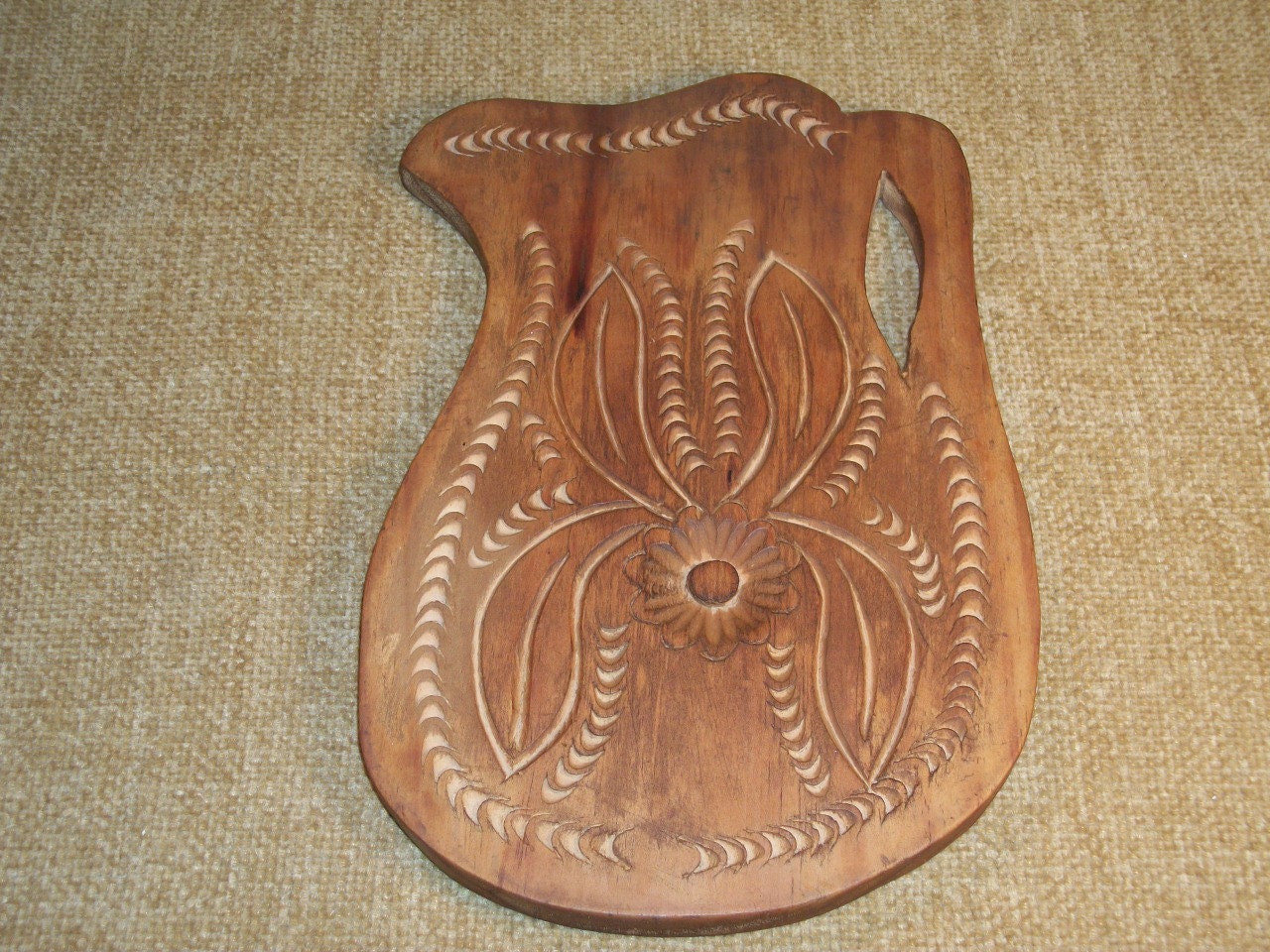 Housewares Home Decor Kitchen Wall Hanging Carved Wood Cutting Board Water Pitcher Floral 1950s Handcrafted Decoration TKSPRINGTHINGS