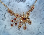 UNIQUE Vintage Goldtone Repousse Red Rhinestone Floral  Necklace Choker