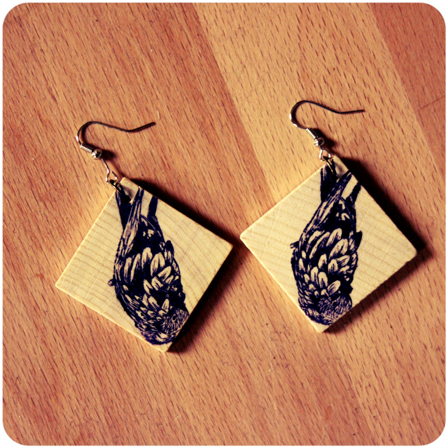 Perruche Earrings - Cheyenne illustratio,