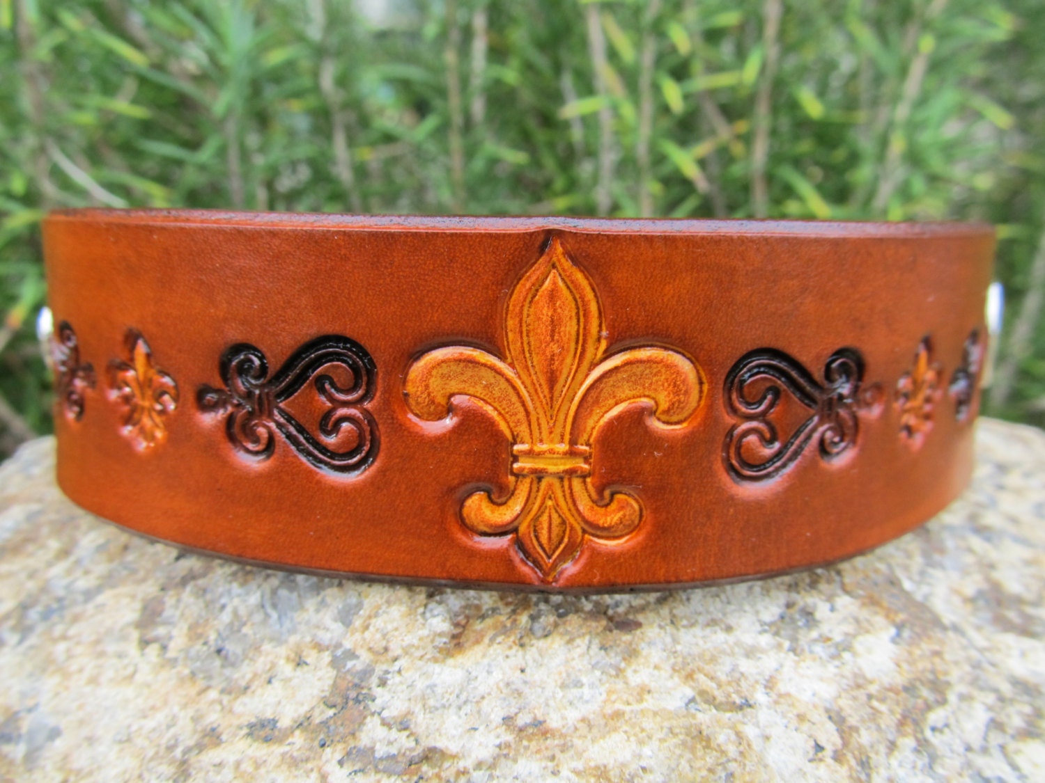 Tooled Leather Bracelet Cuff - Two Tone Brown - fleur de lis - scroll