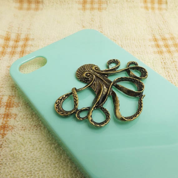 Caribbean Retro Bronze Octopus DIY iPhone 4 4S 5 Cover Case iPhone Case Apple Accessory- Choose the Color and Size of Case