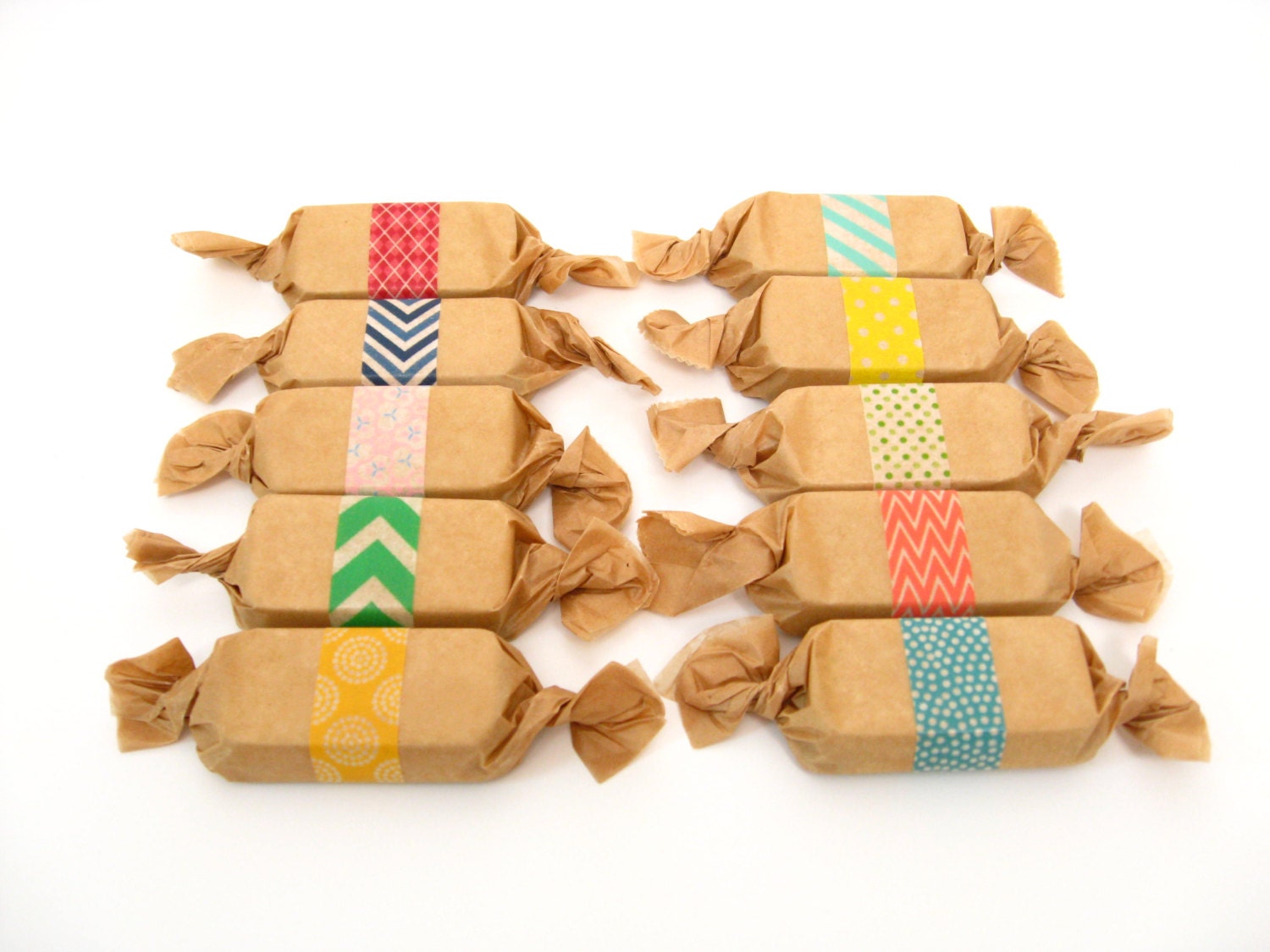 Natural Lip Balm Tin Wedding Favors // Candy Edition // Custom Colors // Shower Party Favors