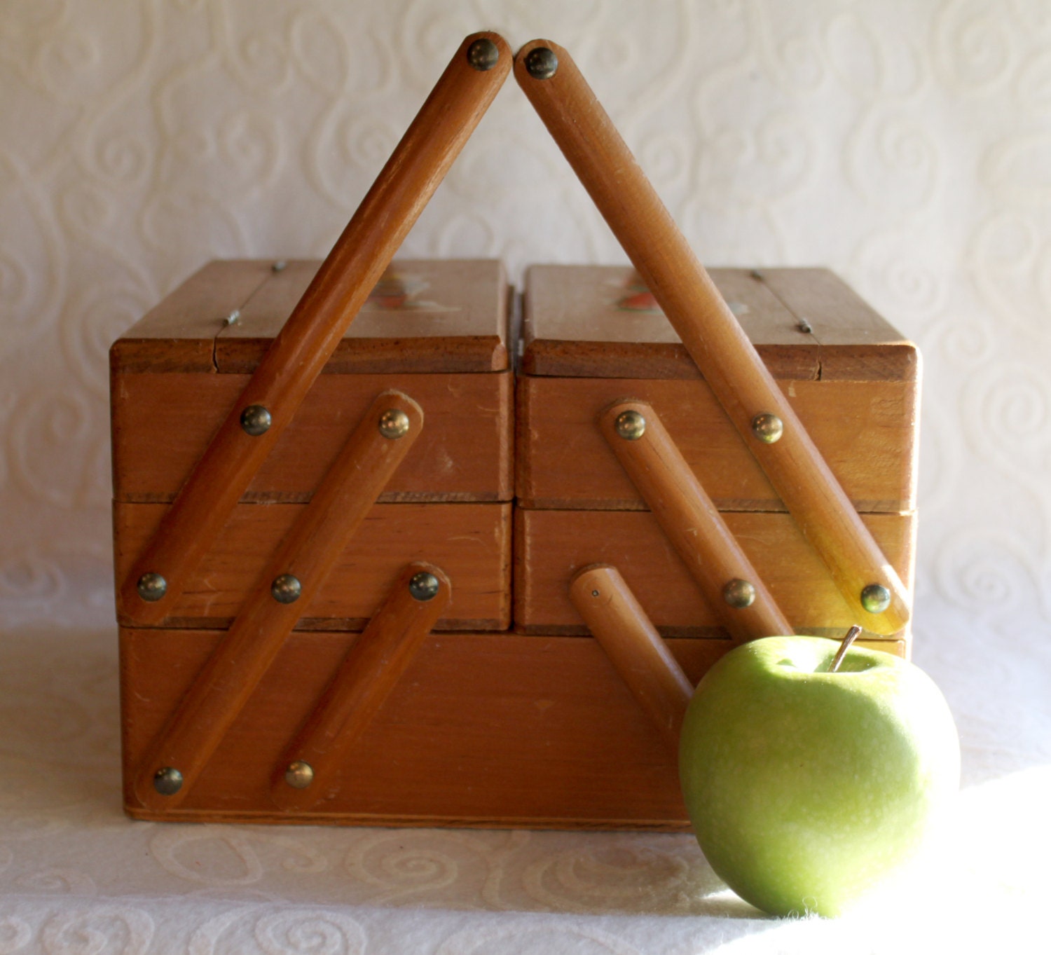 Vintage Mexican Decal Wood Sewing Notion Craft Jewelry Portable Box Storage Case