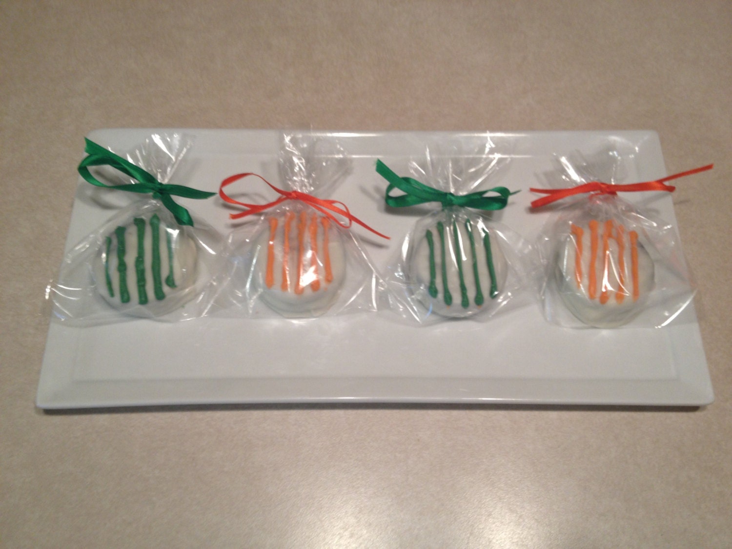 St. Patrick's Day Chocolate Covered Oreos Green and Orange