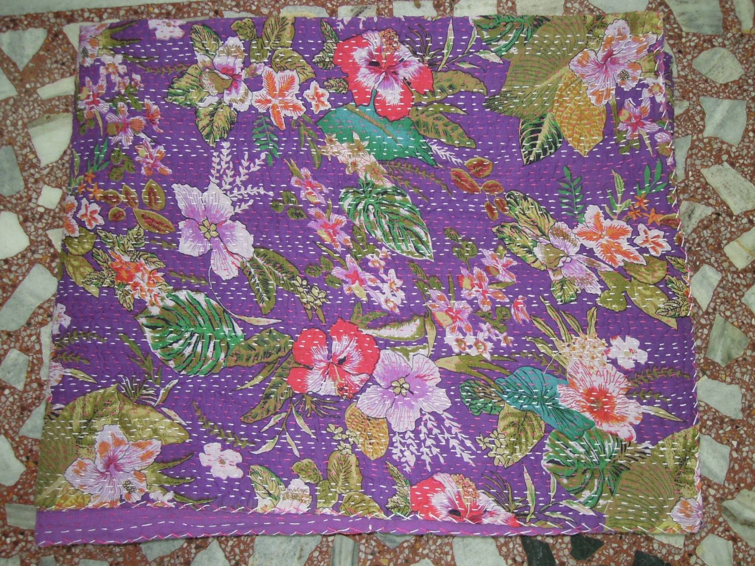 Sari Indian Quilt -Kantha Quilt Quilted Bedspreads,Throws,Ralli,Gudari Handmade Tapestery REVERSIBLE Bedding