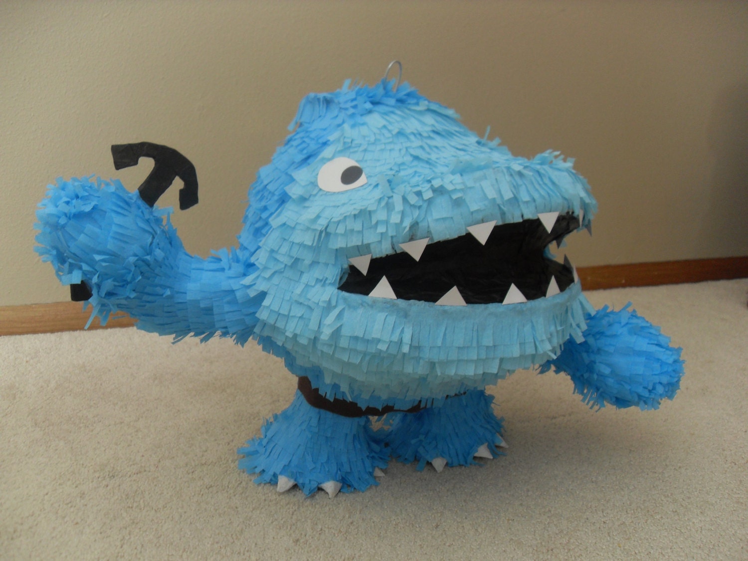 skylanders pinata figure