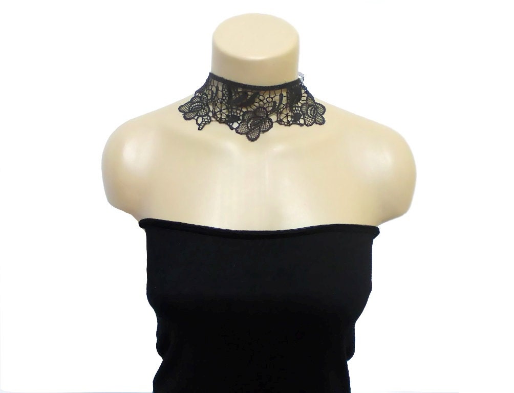 FREE SHIPPING- Black Handmade Cotton Lace Collar- Choker Necklace- Gothic Woman Accessories - Black Necklace- Woman Applique - OOAK