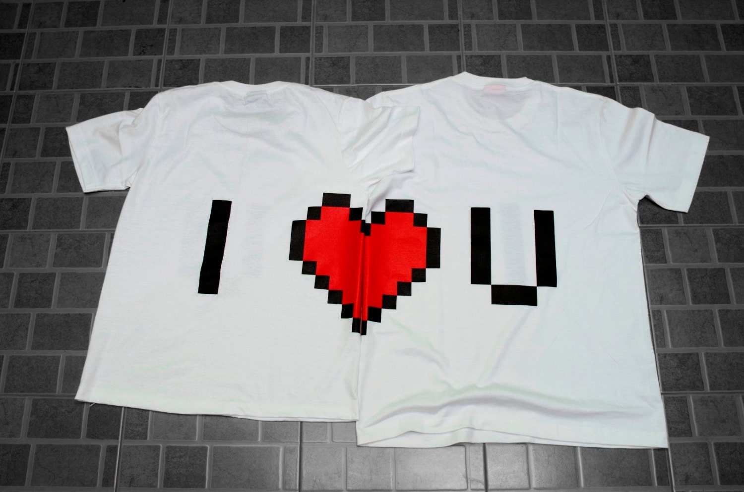 Two Pixel Heart T-Shirt Desing for couple and gamer 8 bits inspire from The legend of Zelda