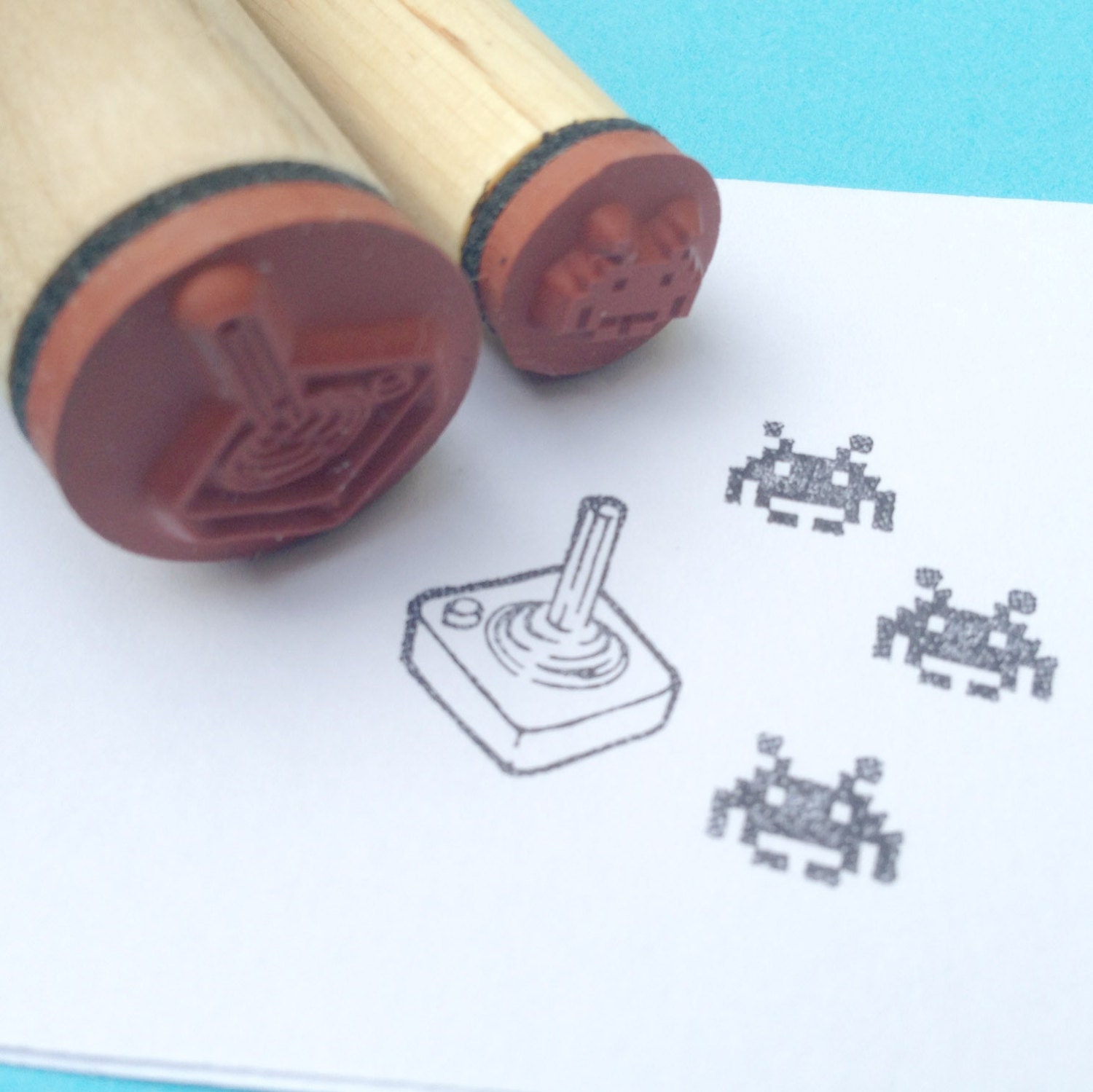 Retro Video Game  Rubber Stamp Set - Controller & 8-bit Invader