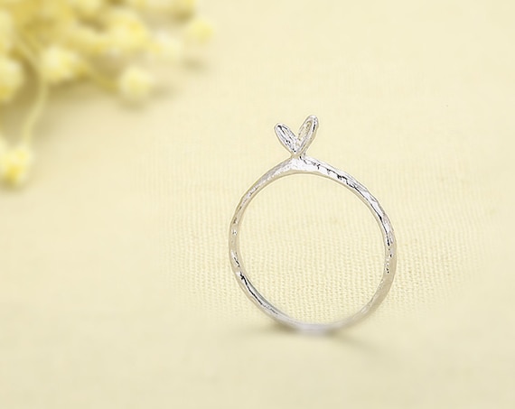 Cute Bunny Ears Ring - Silver // R069-SV // Cute ring,bunny ring,unique ring,girls rings,jewelry rings,simple ring,fun ring,knuckle ring