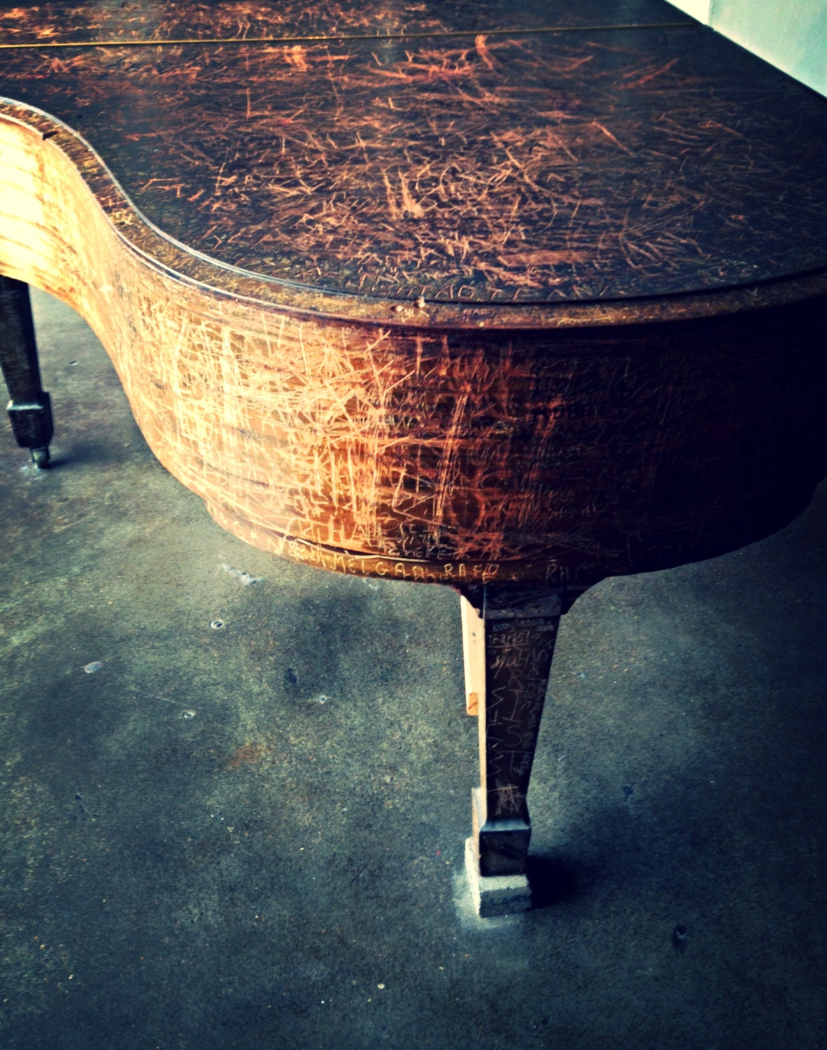 8x10 photograph of an old piano