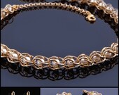 Handmade pearl jewelry set. Gold Plated and Swarovski pearls Bracelet, earrings and necklace. Elegant jewelry set for woman.
