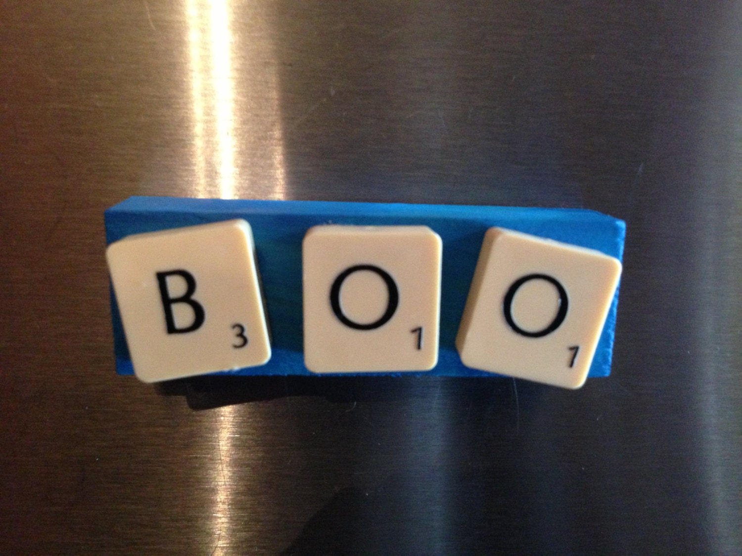 Upcycled fridge magnet - Recycled board games - BOO