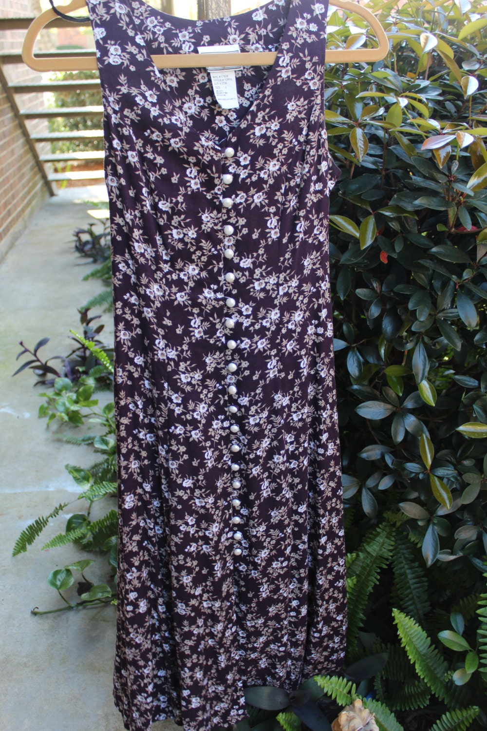 beautiful Floral Vintage Maxi dress with Corset like back - sz 5