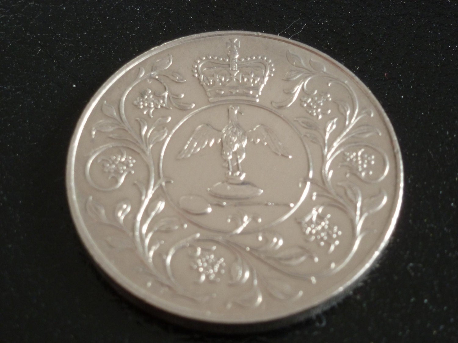 British 1977 Commemorative Silver Jubilee Coin By TheRustEmporium