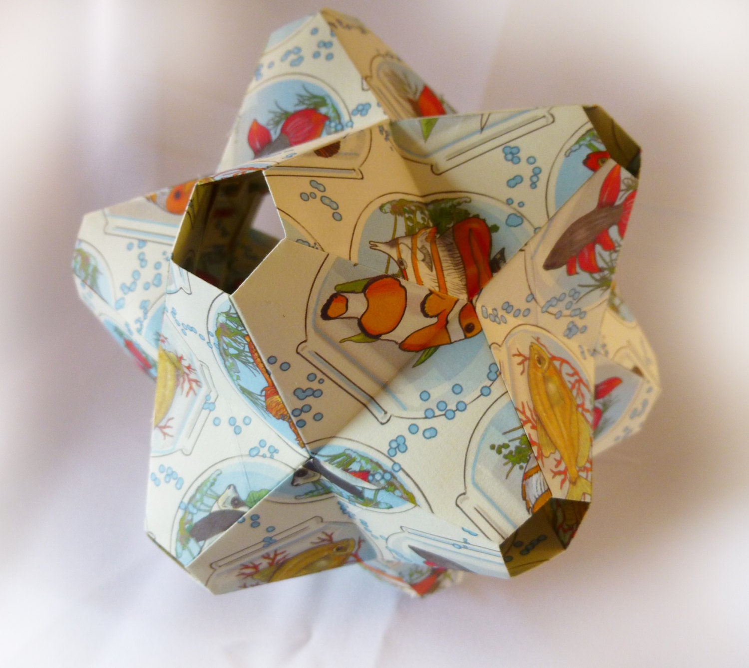 Aquarium origami- Fishtank origami