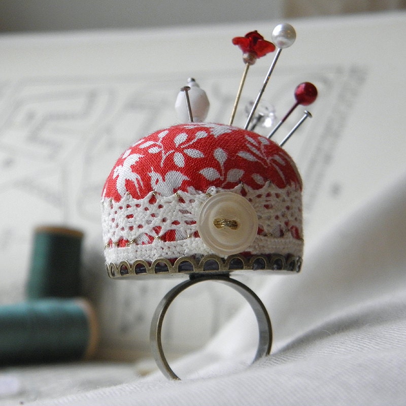 Lovebirds Pincushion Ring