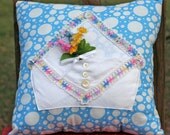 FeedSack Vintage Hankerchief Hankie Envelope Pocket Pillow .. Stuffed .. 12 inches .. Blue Cream Bubble Dot