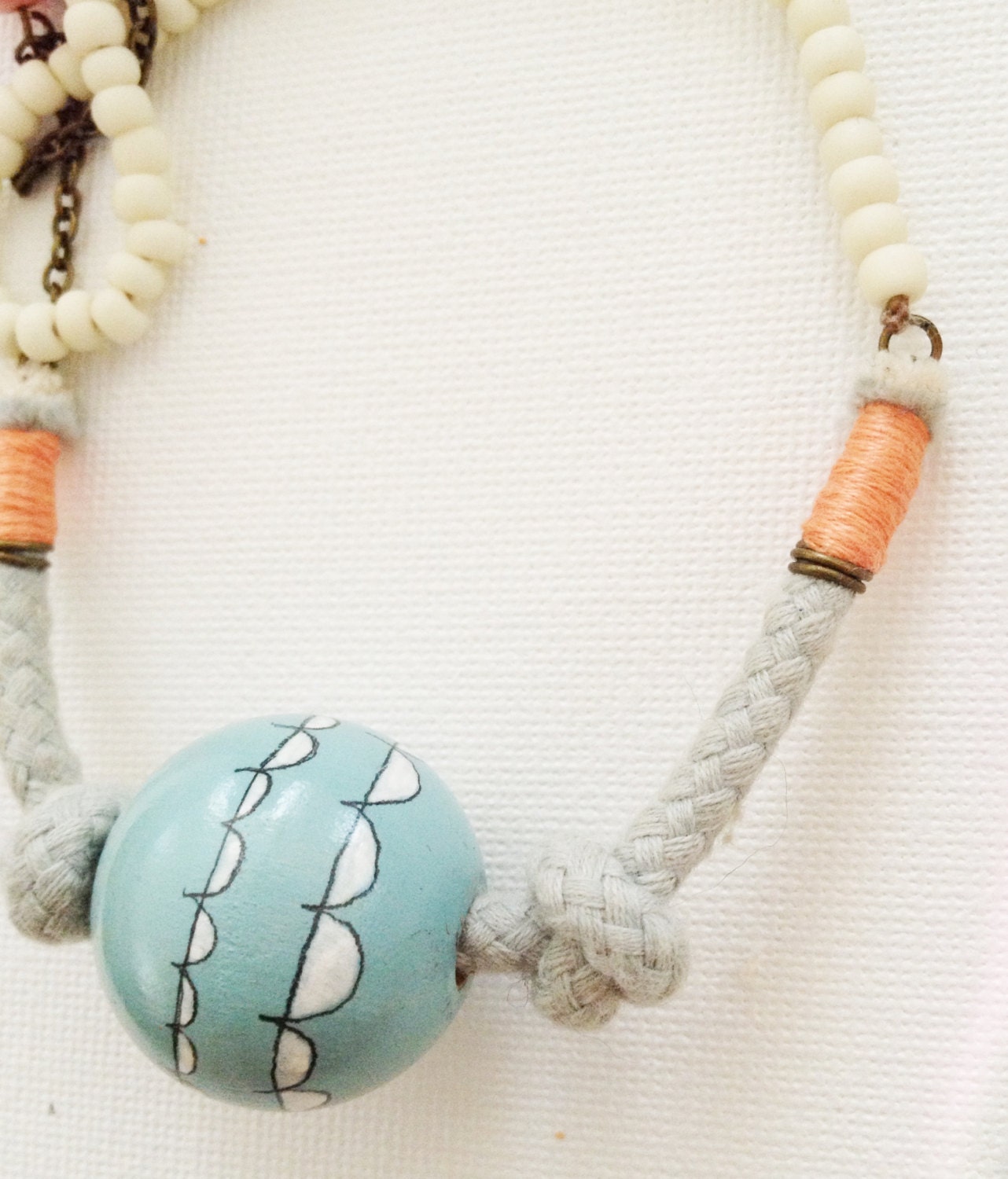 MAGGIE scallop bead and rope necklace