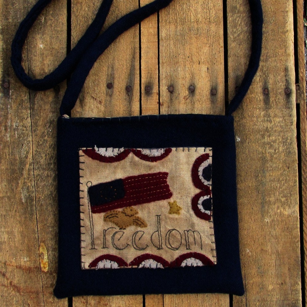 Primitive Wool Applique Bag Pocket Purse Freedom Eagle Patriotic