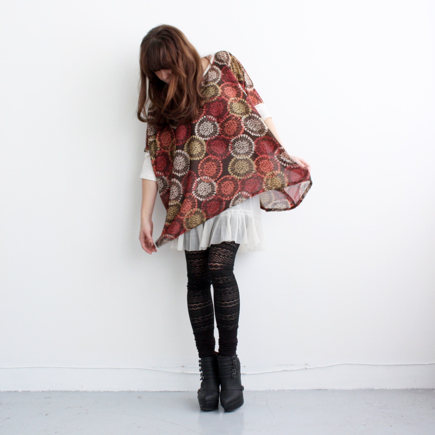 Box T - Modern Floral Chiffon, rayon jersey sleeves - One Size