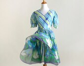 Vintage Floral Dress - 1960s Rockabilly Flower Print Swiss Dot Dress - Medium