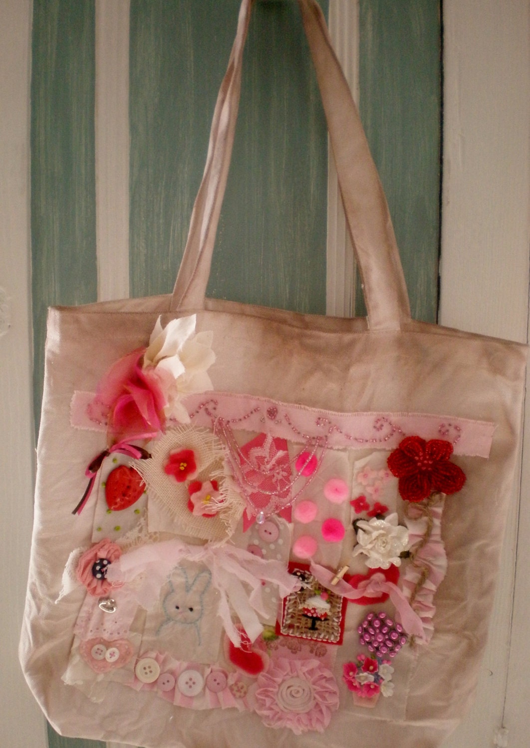 Pink Strawberry Pochette