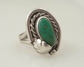 Size 6.25 Vitnage Native American Spririt Feather and Green Turquoise Sterling Ring