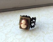 A Cameo Book Locket Ring, Filigree Photo Locket Vintage Style Adjustable Ring. Fun Ring.  Unique Locket Ring. Secret notes, Memories.