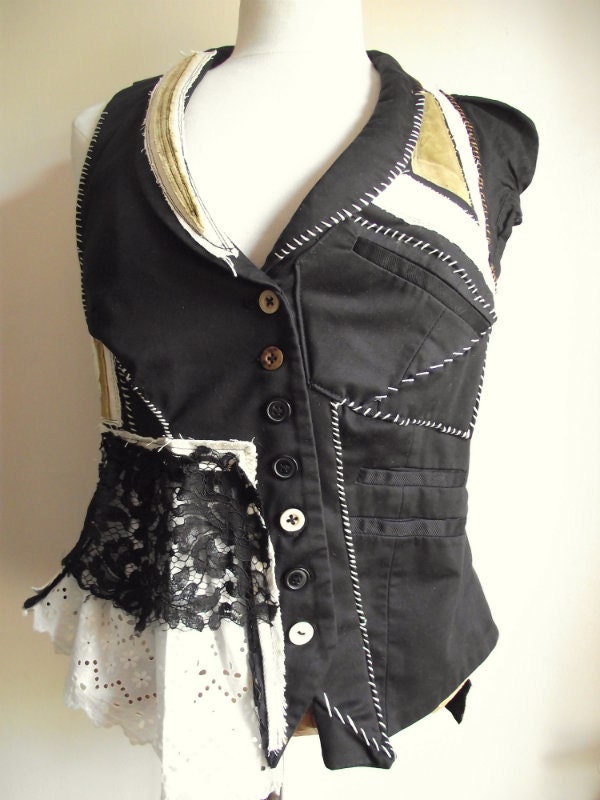 Dickens vest