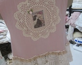 Vintage Kitty.. beautiful grungy hand dyed muslin cropped tunic.. dusky rose pink.. doilies, lace, roses.. MOTHER OF PEARL buttons.. Med/X
