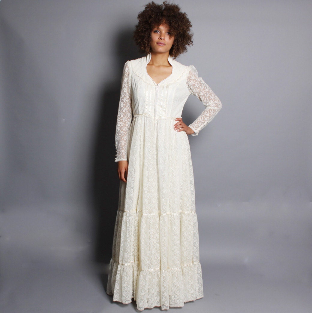 1970s GUNNE SAX Bridal DRESS/  Ivory Lace Corset Maxi , s-m 13