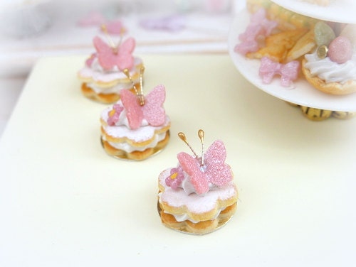 Pink Butterfly Cream-Filled French Sablé - 12th Scale Miniature Food