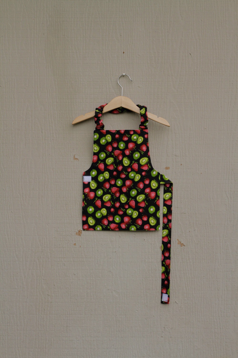 Toddler Apron - Kiwis & Strawberries