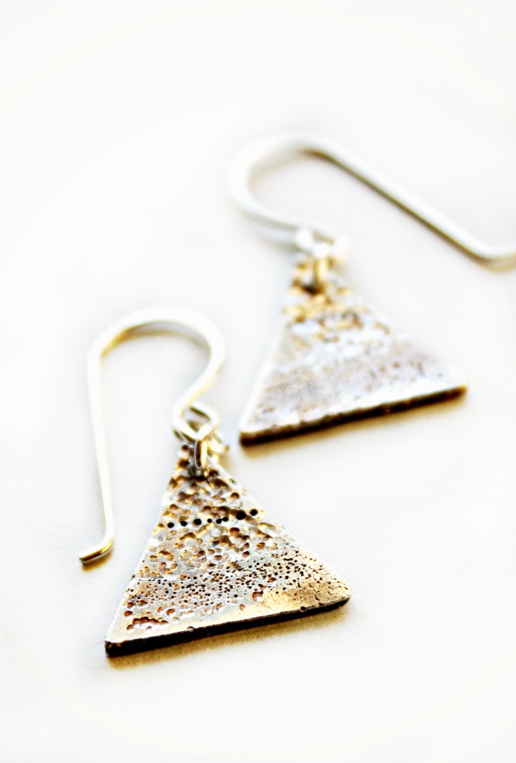Minimal Silver Triangle Earrings, Geometric Jewelry, Modern Metal Jewelry - CaprichosaJewelry
