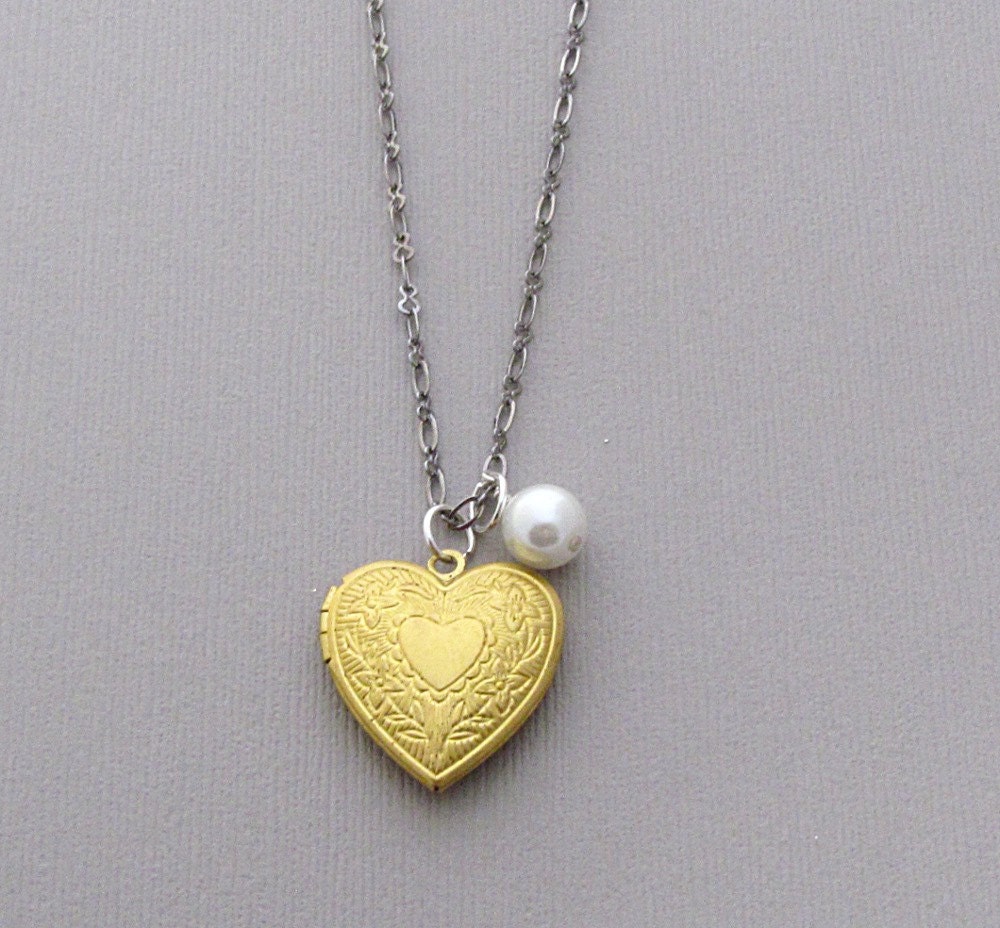 Floral Heart Locket Necklace Gold Heart Locket Antique Gold Heart Pearl Necklace Wedding Bride Rustic Gift Under 50 - Ana