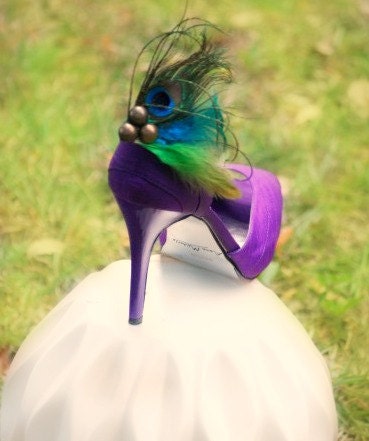 Shoe Clips Peacock & Rooster Feathers. Photo Prop Girls Night Party Gift, Metallics Bronze Teal, Boudoir Burlesque, Couture Bridesmaid Bride