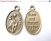 On Sale 25% Off Vintage Saint Francis of Assisi Catholic Medal - Pet Medal - Dog Cat Charm - Patron Saint of Pets