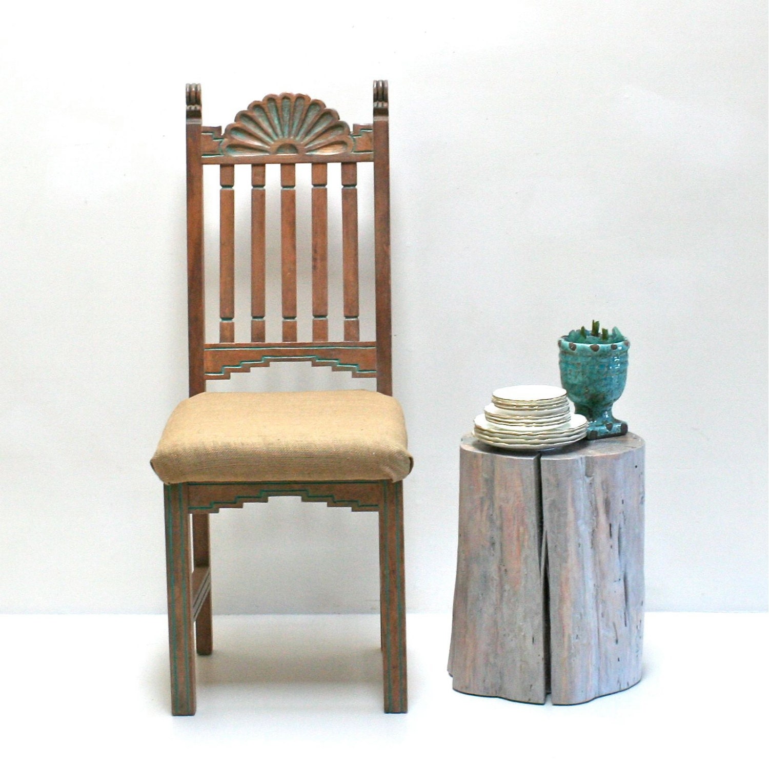 Outdoor Stump Grey Lilac Notes Side Table Exterior